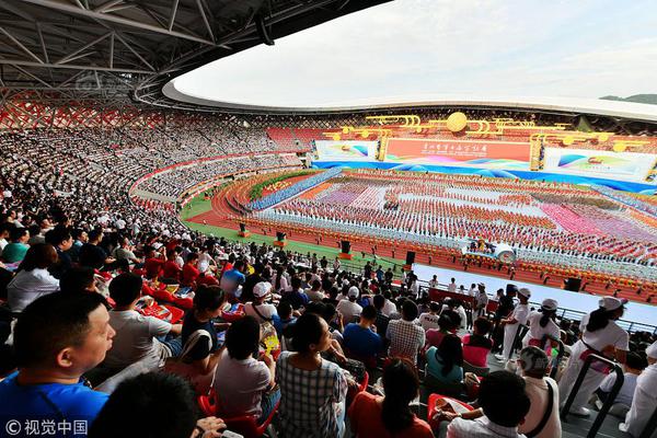 能年玲奈回归！能年玲奈将主演电影《星屑之城》 时隔5年再次回归大荧幕